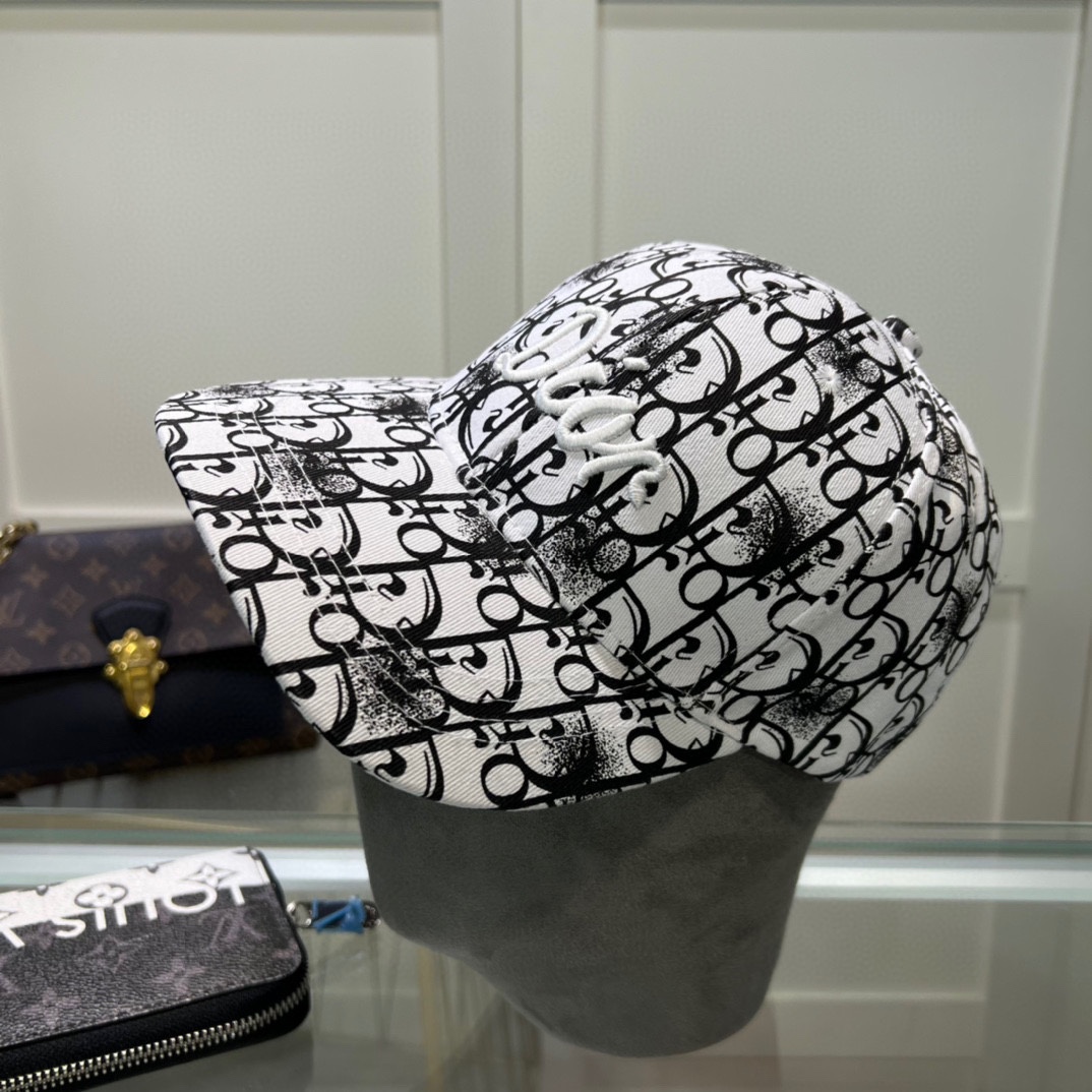 NO:196346,[DIOR] New simple baseball caps with volume, new models are shipped, big brands are super easy to match, buy them quickly!  Hat fisherman hat baseball hat knit hat, hat, dior, dior, espadrilles, hats19860909【DIOR迪奥】新款走量简约棒球帽,新款出货,大牌款超好搭配,赶紧入手！帽子渔夫帽棒球帽针织帽,帽子,dior,dior,espadrilles,hats,hat