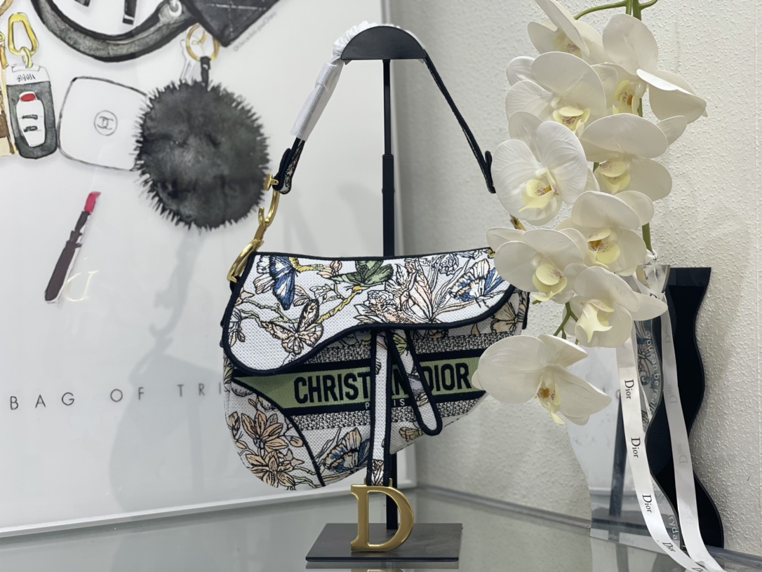 Dior 刺绣【 saddle Oblique 限定款 】刺绣 蓝D大号尺寸：25 5 x 20 x 6