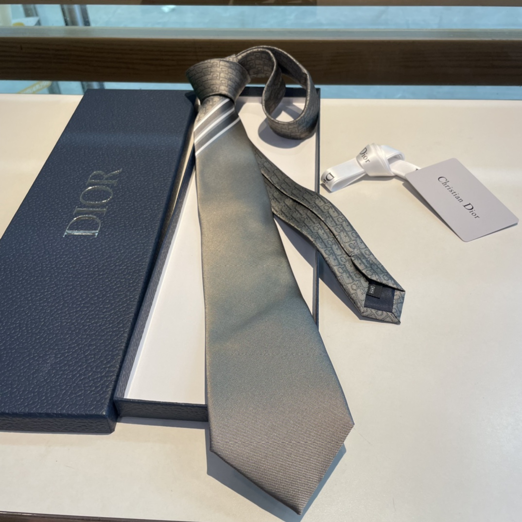 特价配包装Dior家款新领带Dior男士CD提领花带稀有展现精湛工手与时尚优雅理的想选择这采款用DO家最
