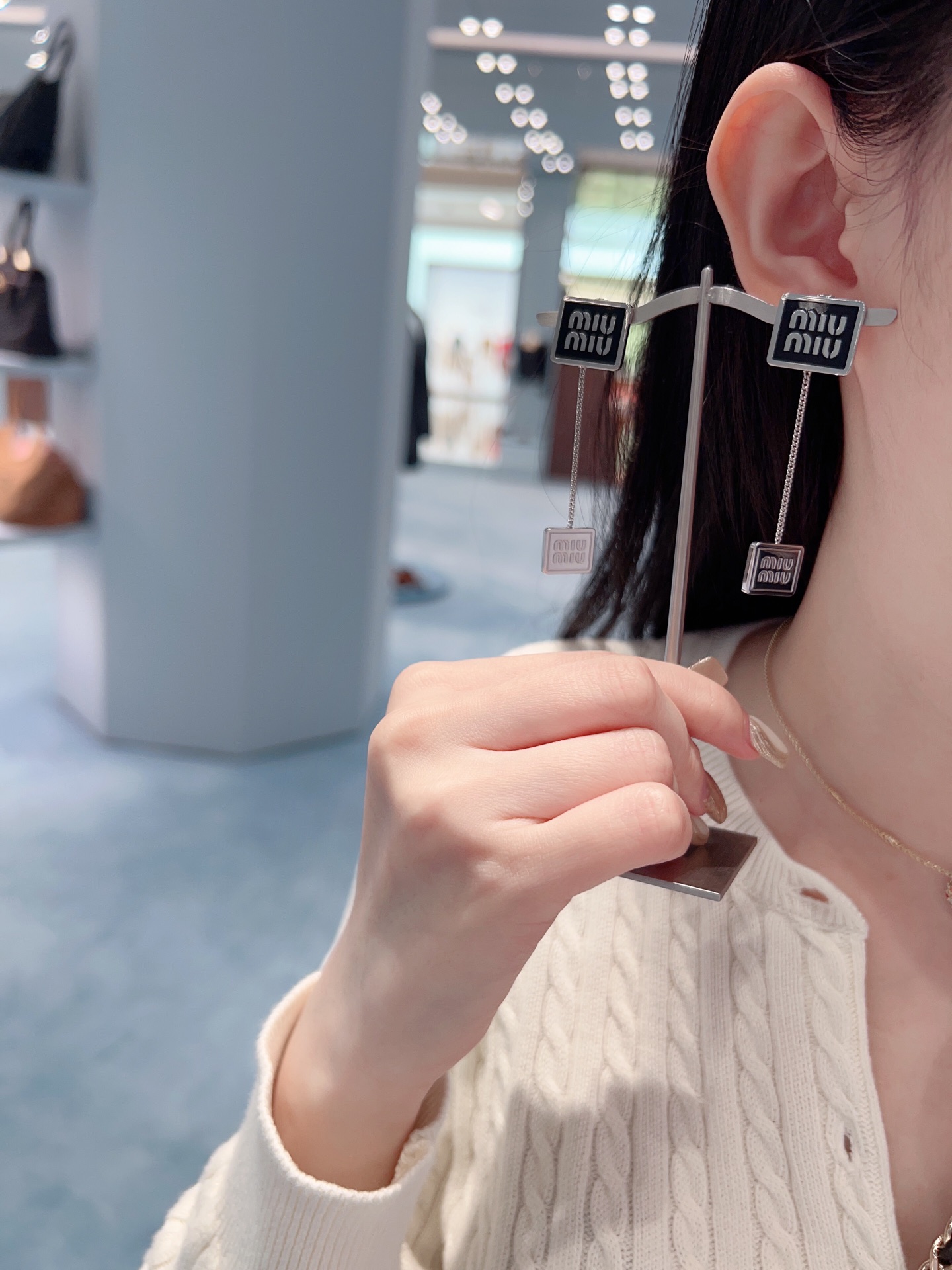 [Miu Miu Jewelry][MauMau Square Earrings]You can only know its beauty befor