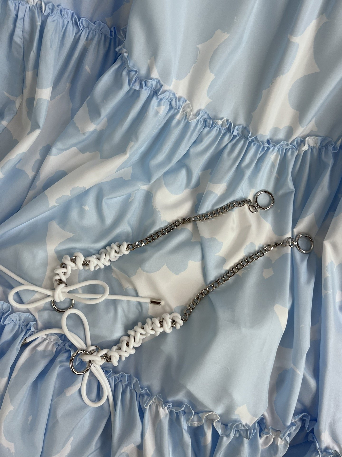 新款️！xiaoli24夏季新款！手工编织链条吊带连衣裙清新自然蓝白色搭配个性链条️可拆卸！遮肉显瘦度假