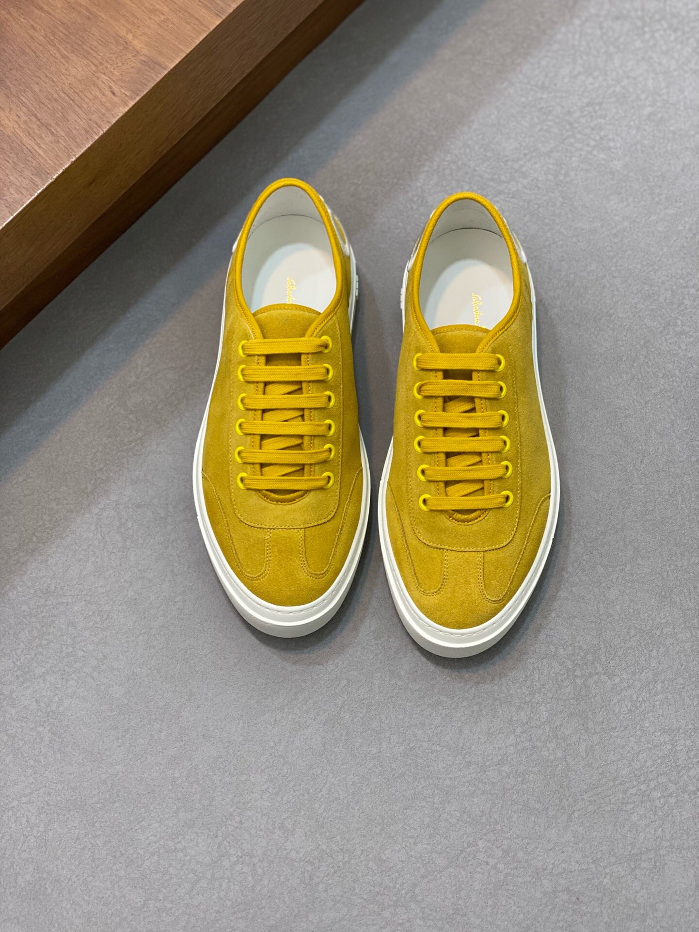 NO:218447,Brand Ferragamo Color original color matching Number 39-44 Customized 38.45 Price Material Ferragamo New product launch top version Original single quality regular shoe factory fashion trendy upper matte cowhide luxury cowhide footbed original Ferragamo outsole high-end quality worth owning, Ferragamo casual shoes, ferragamo, ferragamo, cowhide19860909品牌Ferragamo 颜色原版配色 码数39-44定做38.45 价格 材质菲拉格慕新品上市顶级版本 原单品质正规鞋厂出品时尚潮流范鞋面磨砂牛皮制作奢华牛皮垫脚原版菲拉格慕大底高端品质值得拥有,菲拉格慕 休闲鞋,ferragamo,ferragamo,cowhide,Men's shoes