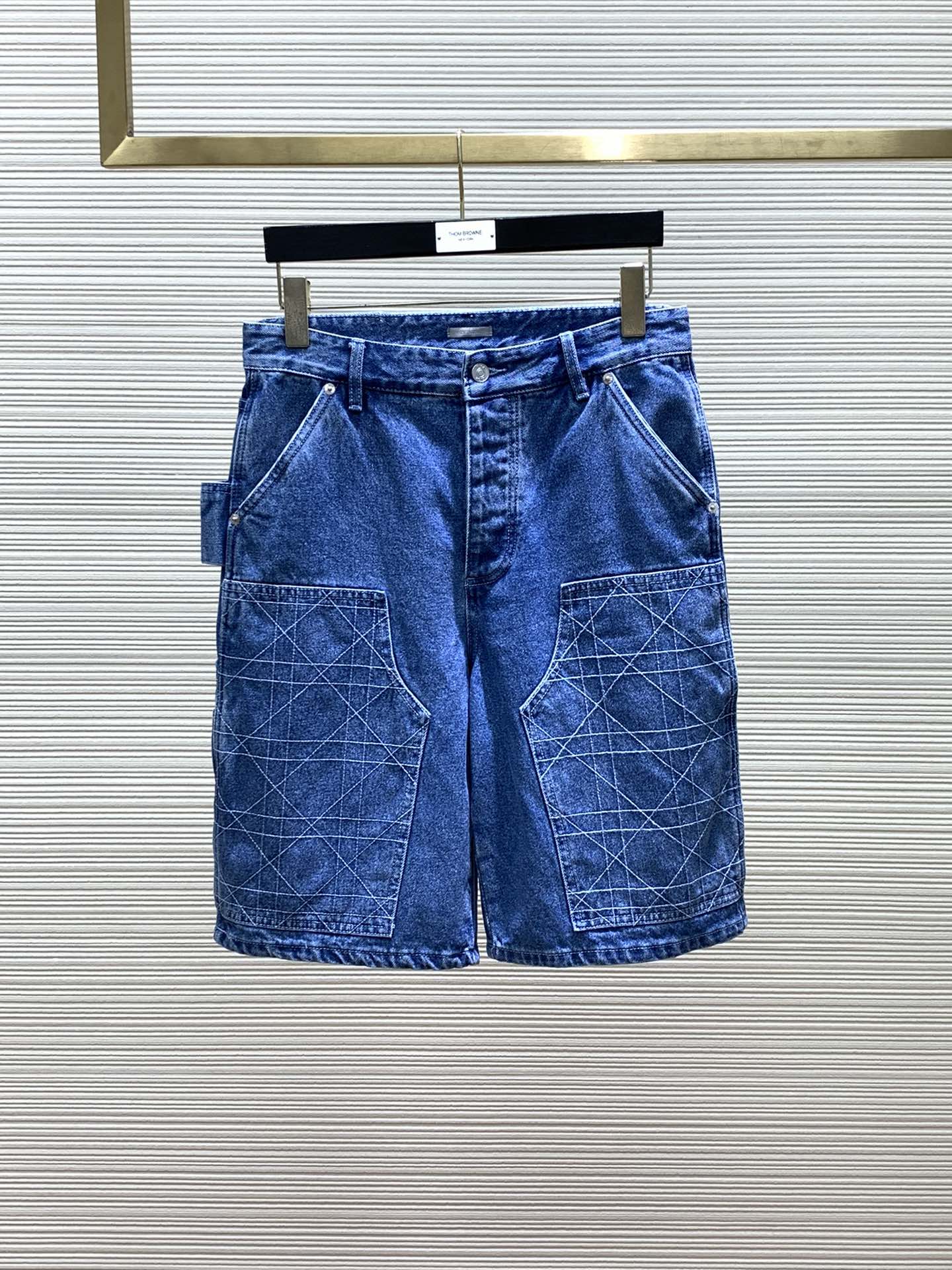 Dior Clothing Jeans Shorts Buy Luxury 2023
 Embroidery Denim Spring/Summer Collection