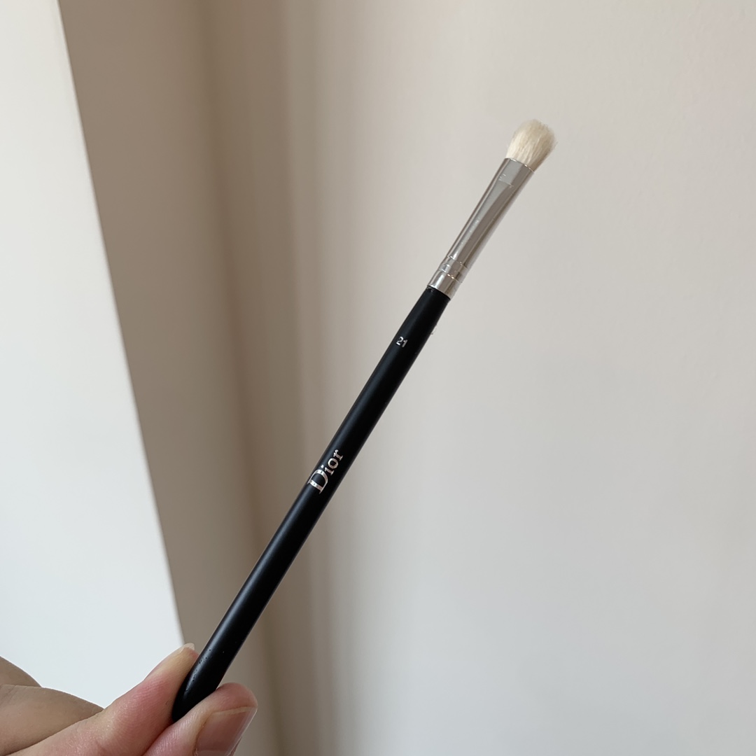 Eyeshadow Brush #21 - Comprehensive 8