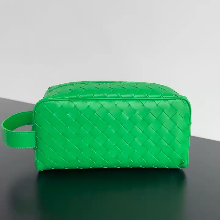 Bottega Veneta bv woven toiletry bag 729295 parrot green
