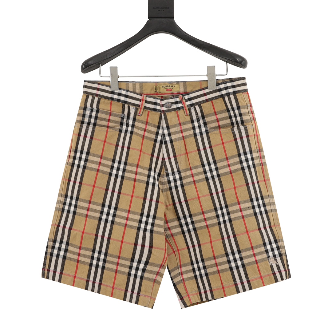 巴宝莉sup Pantalones cortos vaqueros a cuadros de edición colaborativa. Tejido a cuadros personalizado, etiqueta nueva de …