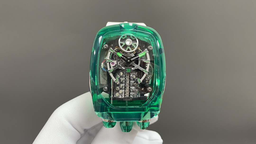 NO:151841,AMG experiences a new product. Highlights. Crystal transparent shell. AMG new product. Paired with W 16-bar engine. The world's top luxury brand. Czech Leopard-Bugatti Chiron Platinum is perfect for the wrist, shining platinum. Combining watchmaking technology and polishing gold top technology, the complex surface changes infinitely. The perfect case mirror polishing makes it more dazzling. One of the most beautiful masterpieces of Jacob andco to date, what kind of experience is it to bring the W 16-bar engine to horsepower?  16-bar engine movement watch specially customized for Bugatti, produced by AMG, restored, original, first-class polishing process in the market, bright shell, button, strap, side, appearance, original mold opening, all details and authentic. Identify AMG to create the market exclusive details,,jacob & co,gold19860909AMG全新体验一款新产品 亮点 水晶透明壳. AMG新品 搭配W 16杠发动机 全球顶级奢 侈品牌 捷克豹-布加迪 Bugatti Chiron白金完美的腕间华丽,闪耀白金 融合制表工艺和抛光黄金顶级技术,复杂的表面变幻无穷 完美表壳镜面 抛光令其更璀璨 Jacob andco至今最美杰作之一,把W 16杠发动机匹马力 带手上是一种什么样的体验？专业为布加迪定做的16杠发动机芯腕表,AMG出品,还原,原装一致市场首家用抛光工艺,光亮壳.扣子 表带 侧面 外观 原装开模, 所有细节对版正品.认准AMG打造市面 独家细节,,jacob & co,gold,Watch