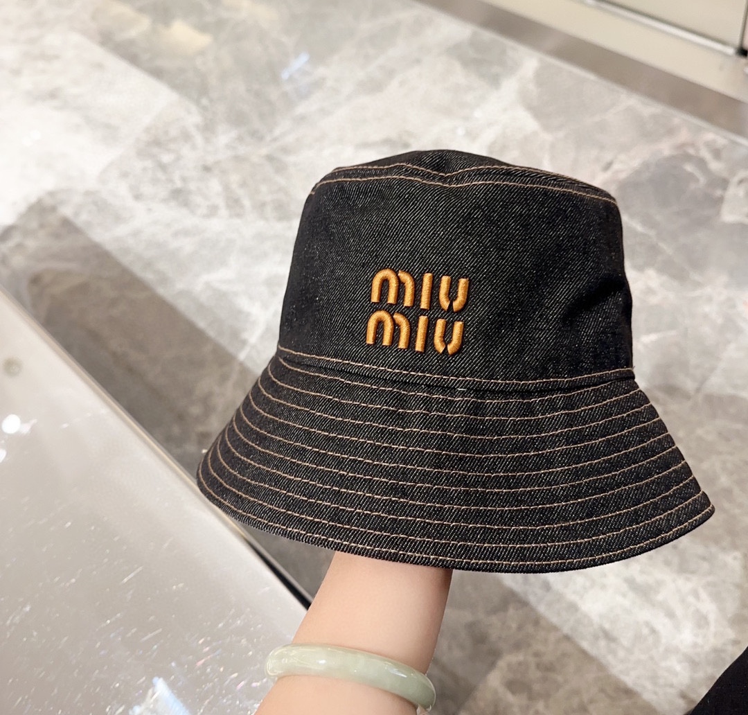 Miumiu牛仔订单款刺绣渔夫帽大牌款超好搭配赶紧入手！