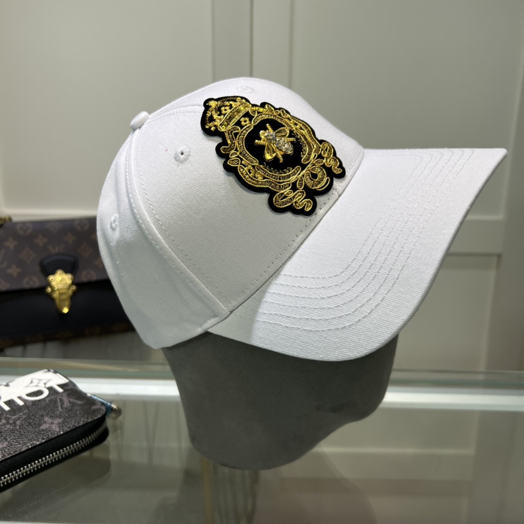 NO:196621,With dust bag, Dolce & Gabbana official website original single replica. It is really good and textured and very versatile style, both for both men and women, and can be worn for any head circumference. I sincerely recommend hats, fisherman hats, baseball hats, knit hats, hats, Dolce & Gabbana, Dolce & Gabbana, espadrilles, hats19860909配防尘袋,杜嘉班纳 Dolce&Gabbana 官网原单复刻.真心很好有质感又非常百搭的款式,男女通用,任何头围都可以佩戴.真心推荐帽子渔夫帽棒球帽针织帽,帽子,Dolce&Gabbana,Dolce&Gabbana,espadrilles,hats,hat