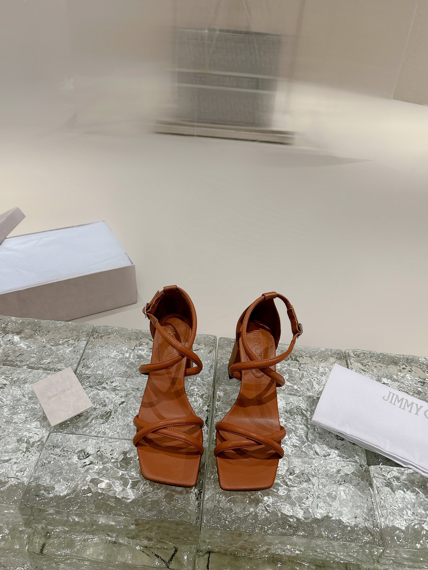 JIMMY CHOO высокаабцасныя сандалі сандалі з адкрытай пяткай і завязкамі востраносыя туфлі з глыбокім вырэзам крыштальныя завязкі + імпартаваная авечая скура поўназерністая крыштальная авечая скура