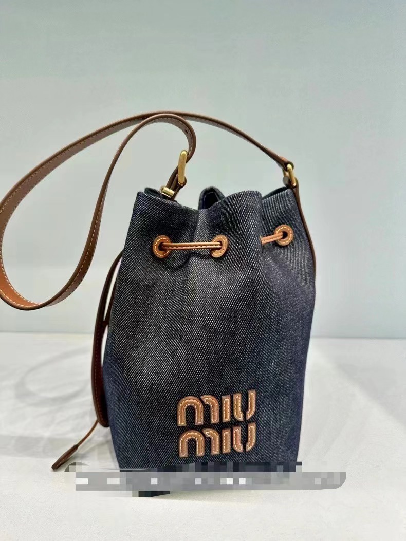 NO:198607,5BE denim bucket bag, MIUMIU, miumiu198609095BE牛仔水桶包,MIUMIU,miumiu,Bag