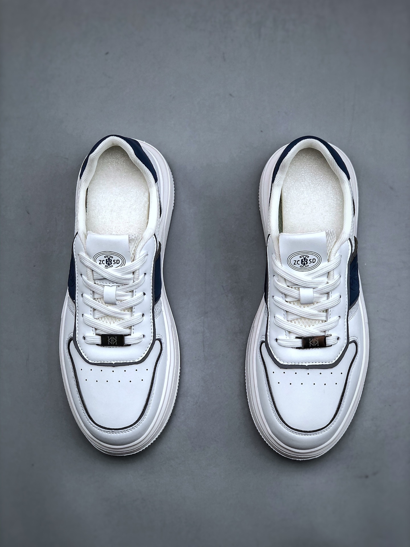 280 【GUCCI】古驰今年最新款男鞋 全品相 顶级进口材料极为亲肤舒适