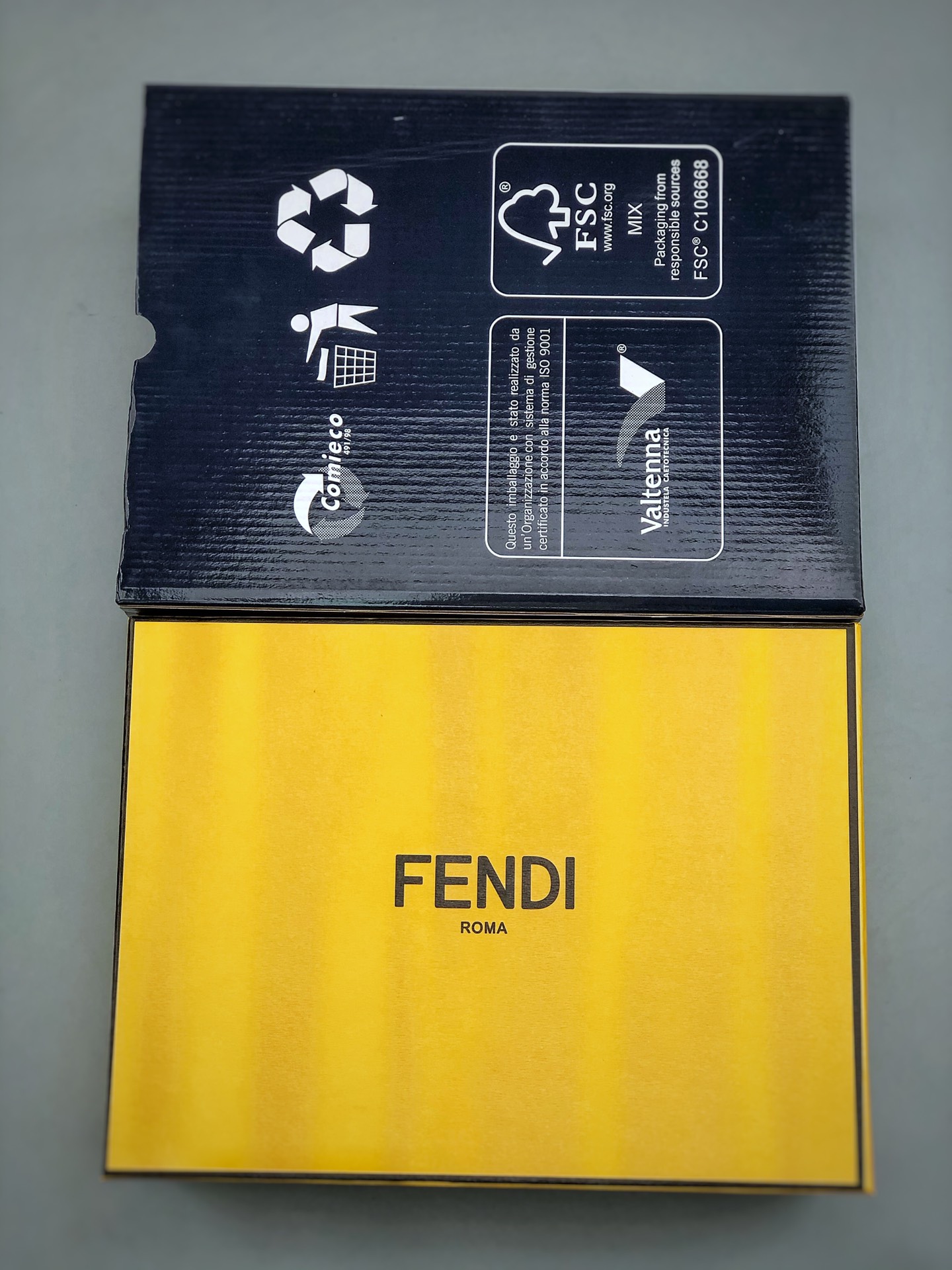 380 FENDI Match sneaters 芬迪皮革低帮时尚运动板鞋