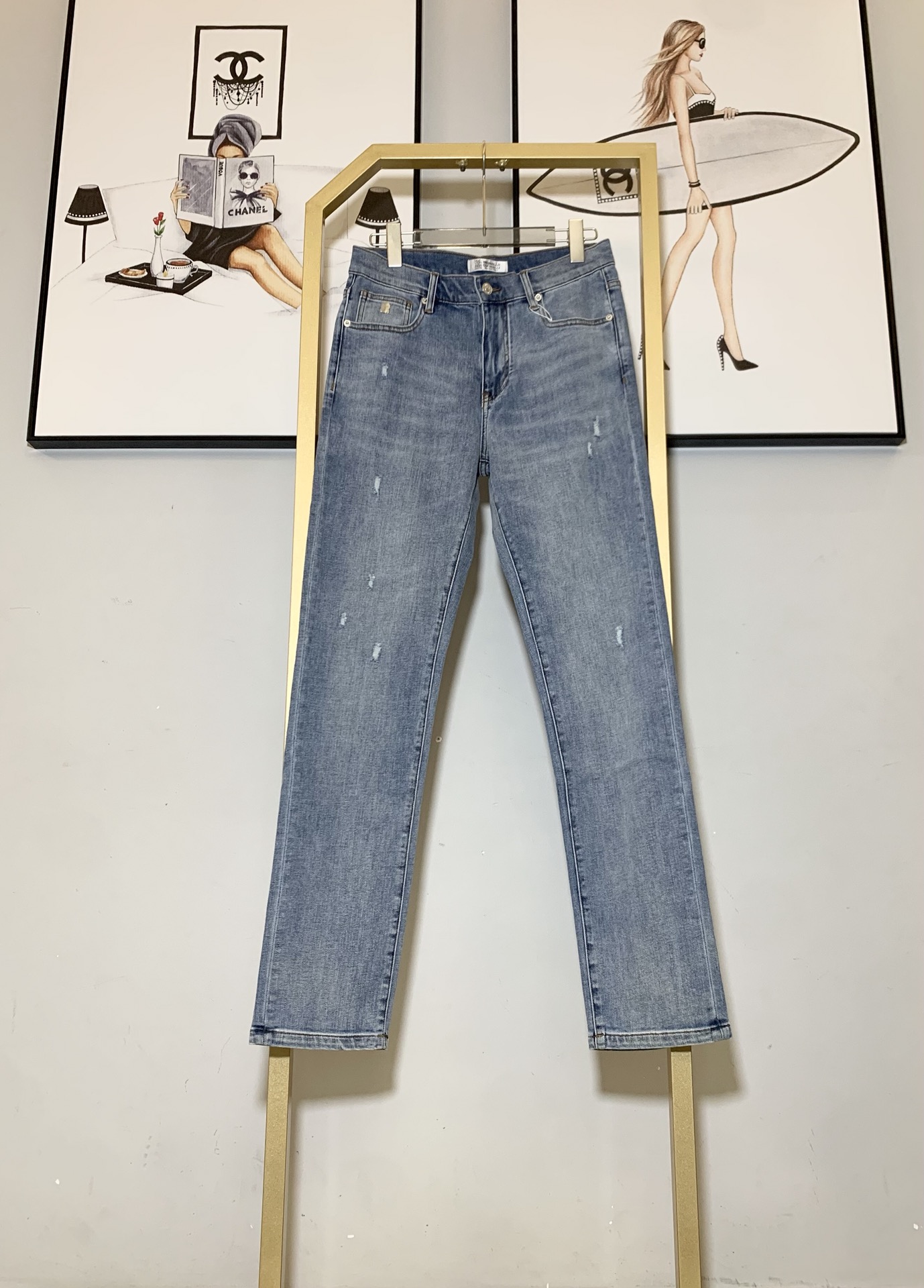 NO:152136,BC men's blue jeans elastic small straight model #2773 yards 29 30 31 32 33 34 36,,jeans,alexander wang19860909BC男装蓝色牛仔裤 弹力 小直筒 型号＃2773码数 29 30 31 32 33 34 36,,jeans,alexander wang,Men's clothing