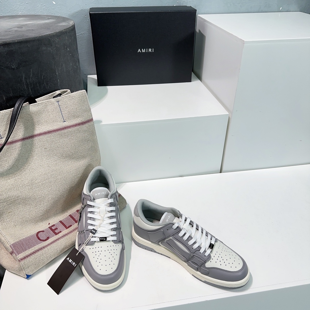 “High-Quality Classic Shoes: AmiR 24 New Color Recreational Shoes Review” - 图片 1