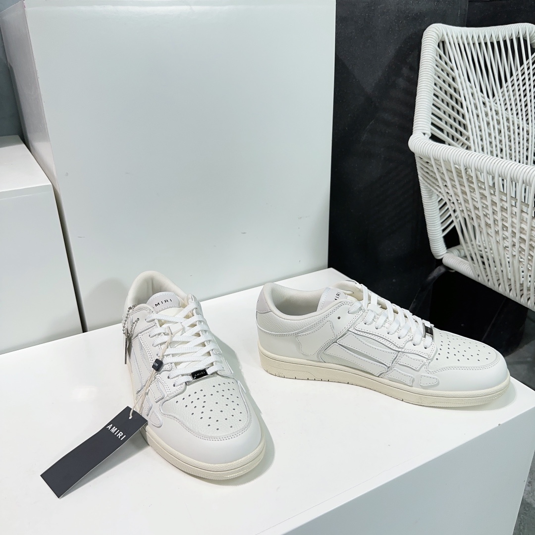 “AmiR 24: High Quality Classic Shoes with Unique Skull Design, Comfortable and Stylish!” - 图片 6
