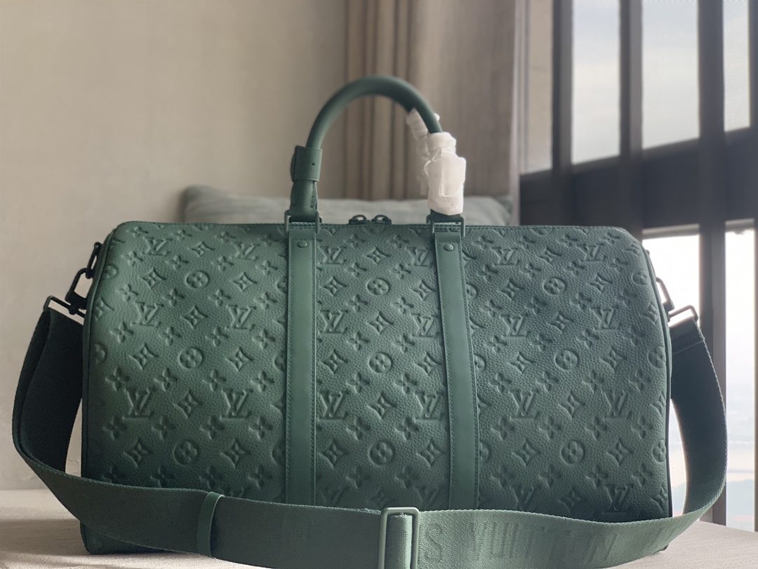 Louis Vuitton LV new travel bag debuts [Keepall Bandouliere 50cm] M24440 dark green embossed cowhide