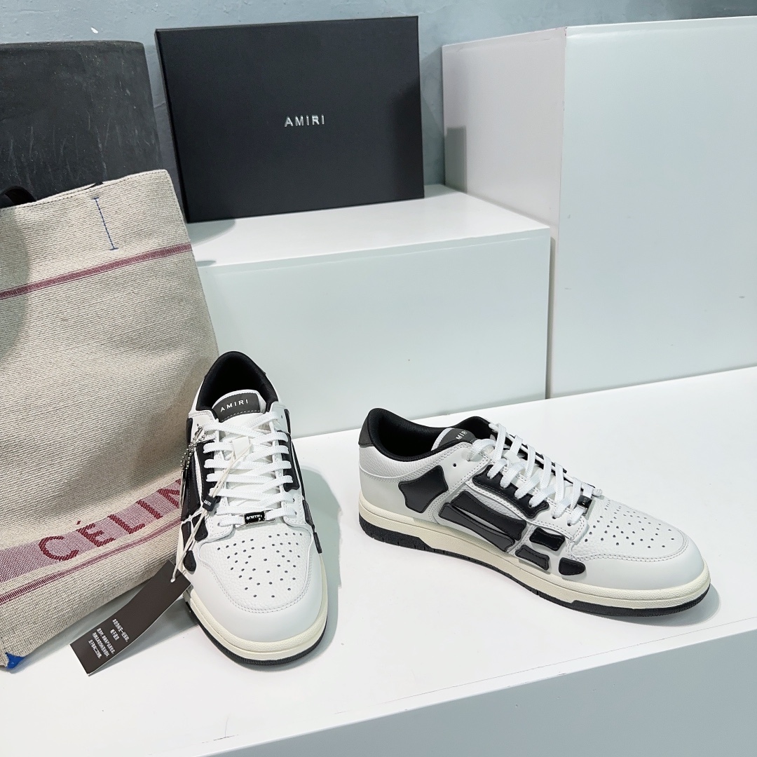 High-Quality Classic Shoes: AmiR 24 New Color Recreational Shoes with Unique Skull Design