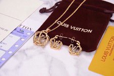 New 2023
 Louis Vuitton Jewelry Earring Necklaces & Pendants Fashion