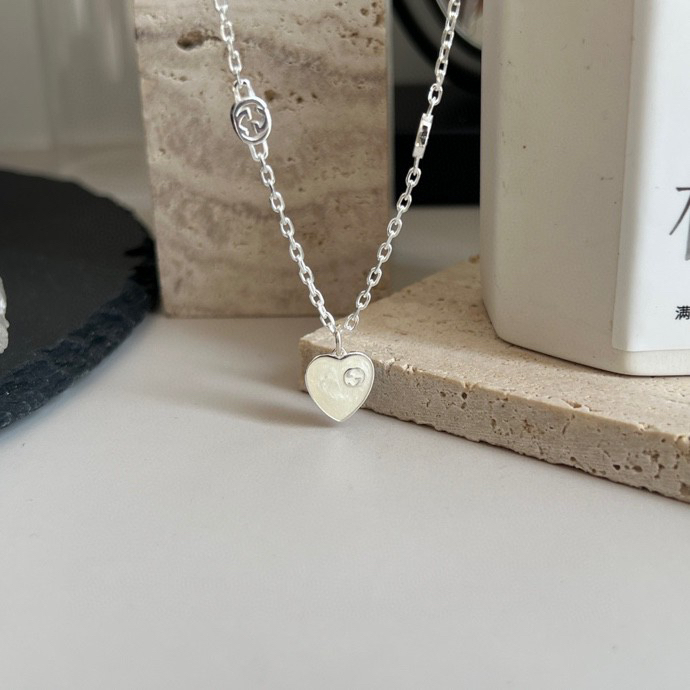 NO:101872,Gucci Gucci sterling silver Heart interlocking double G necklace size 50cm, Gucci necklace, gucci, gucci, necklace, pure silver19860909Gucci古驰纯银Heart互扣式双G项链 尺寸50cm,古驰项链,gucci,gucci,necklace,pure silver,Jewelry