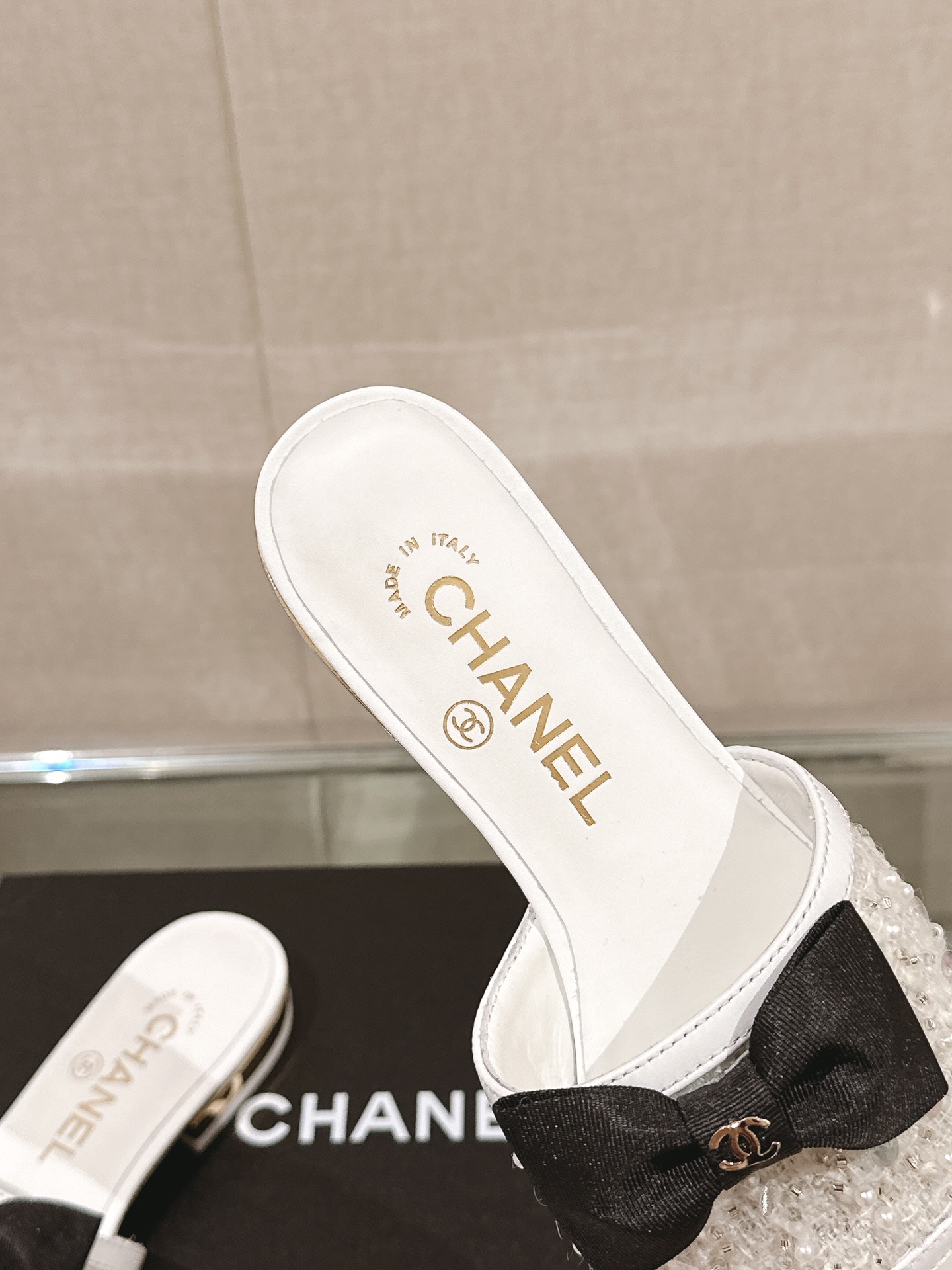 Chanel 24Ss夏季新款CHANE*小香蝴蝶结平底凉拖鞋