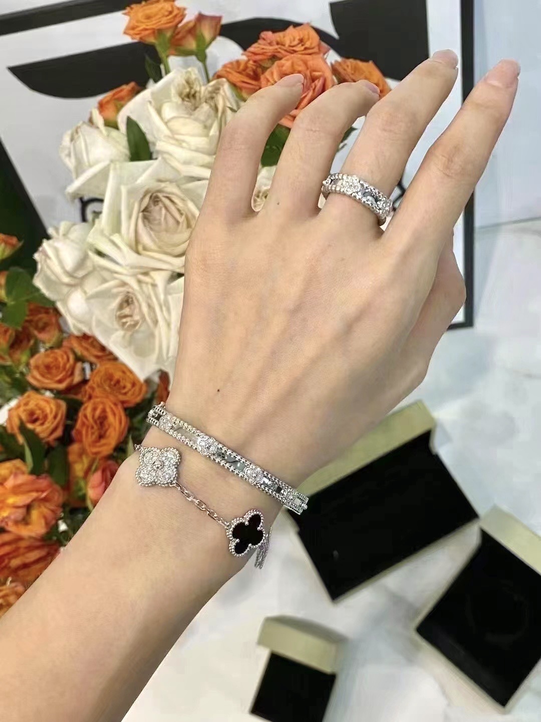 Van Cleef & Arpels 重工款vca窄版万花筒戒指