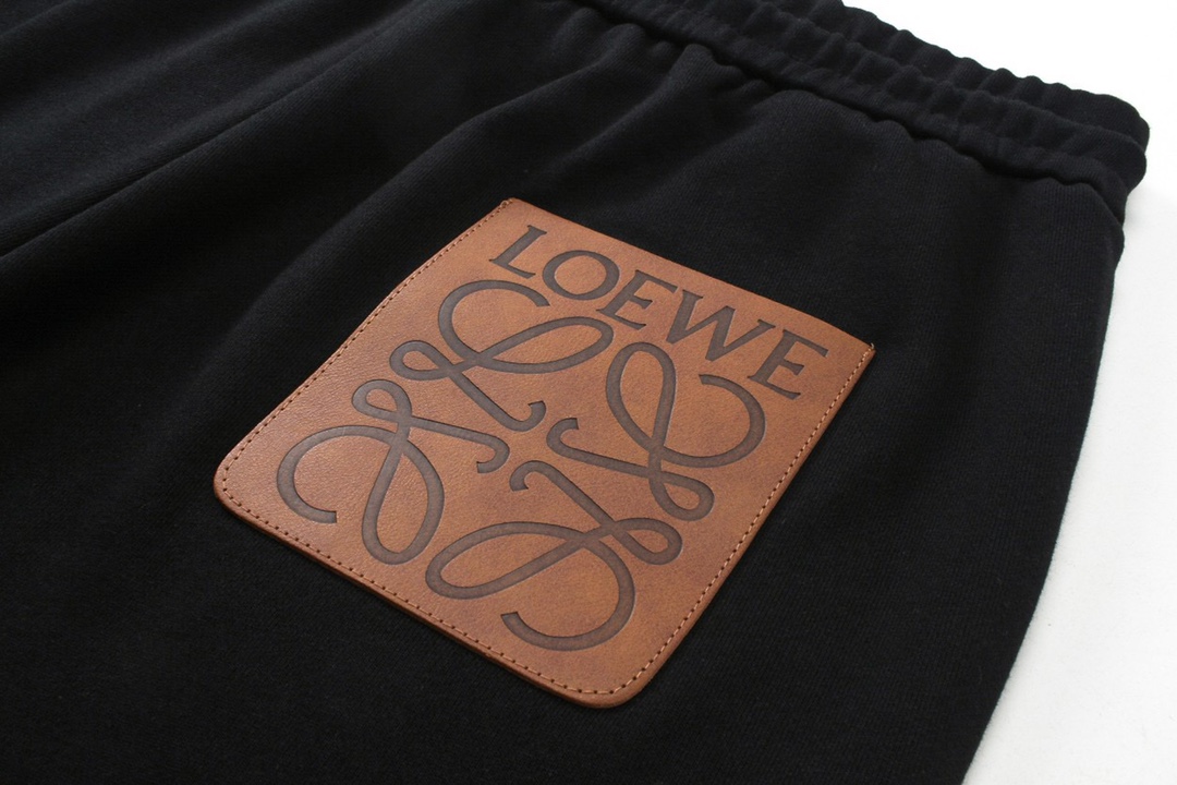 罗意威/Loewe 夏季 后幅皮袋Logo压花定制休闲短裤