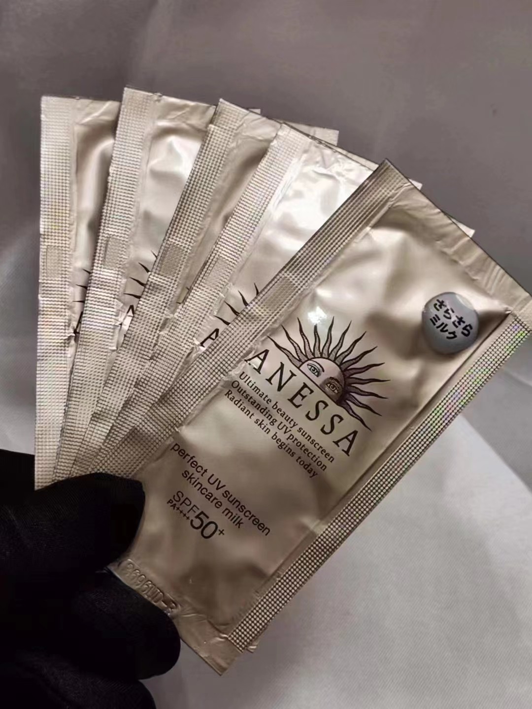25. Protector solar Anessa 4ml/10 unidades 🔜 Versión Mingtong. ¡Alta calidad❗️ Ventaja de nuevo producto: 🎉🎉🎉 Versi…