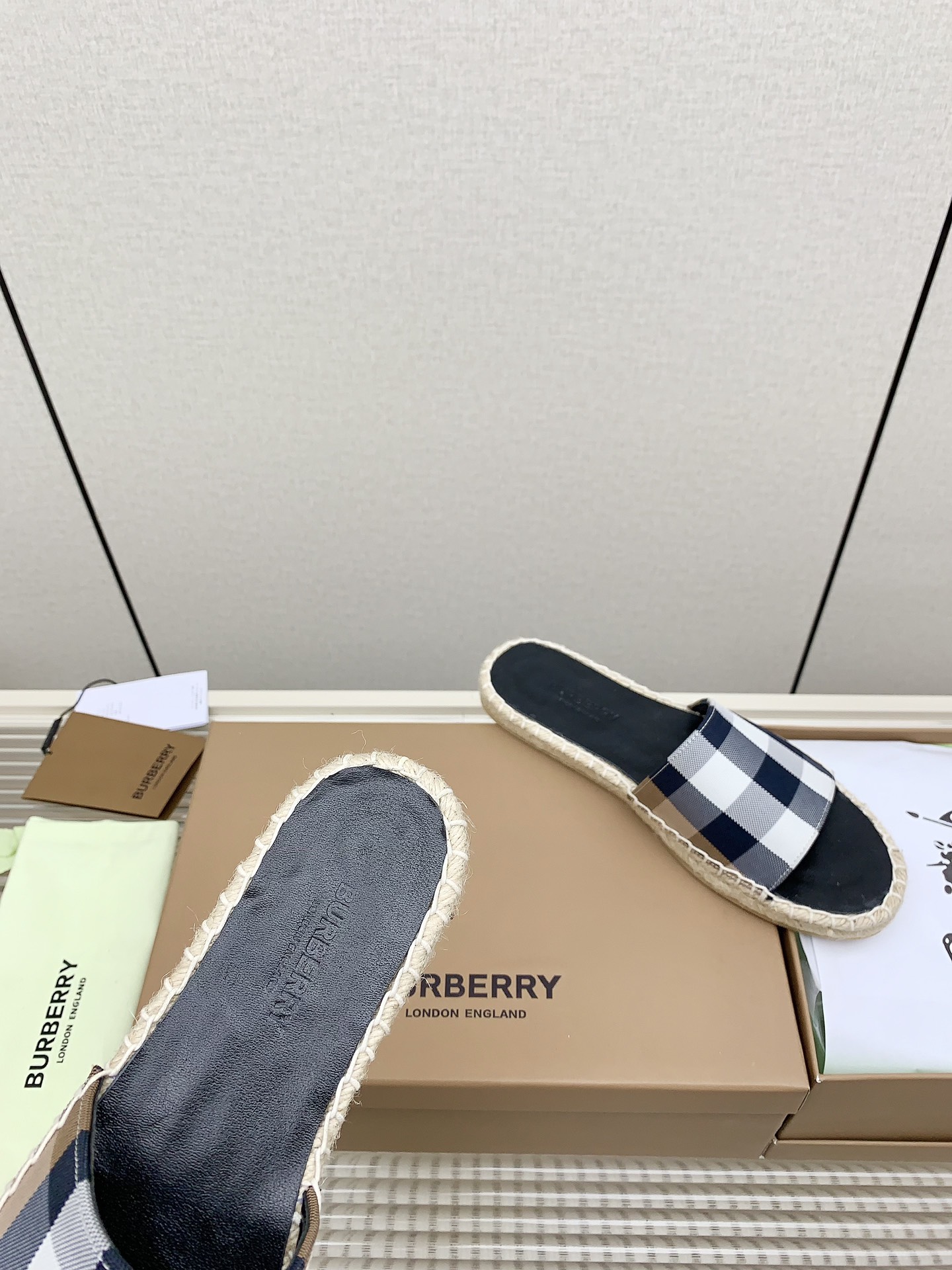 High-Quality Fisherman’s Shoes for Couples: Pablo’s Latest Synchronized Design with Italian Waterproof Fabrics. - 图片 7