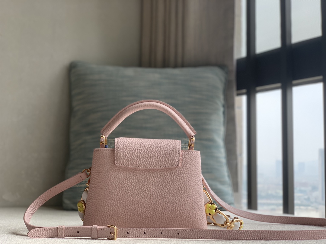 Louis Vuitton LV Capucines Mini handbags are officially on sale M23363 23280 pink