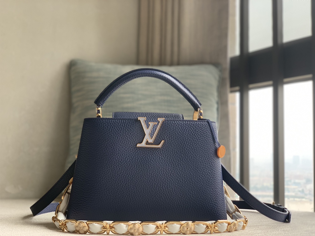 Louis Vuitton LV purchasing special product [Capucines BB handbag] M23280 23363 dark blue