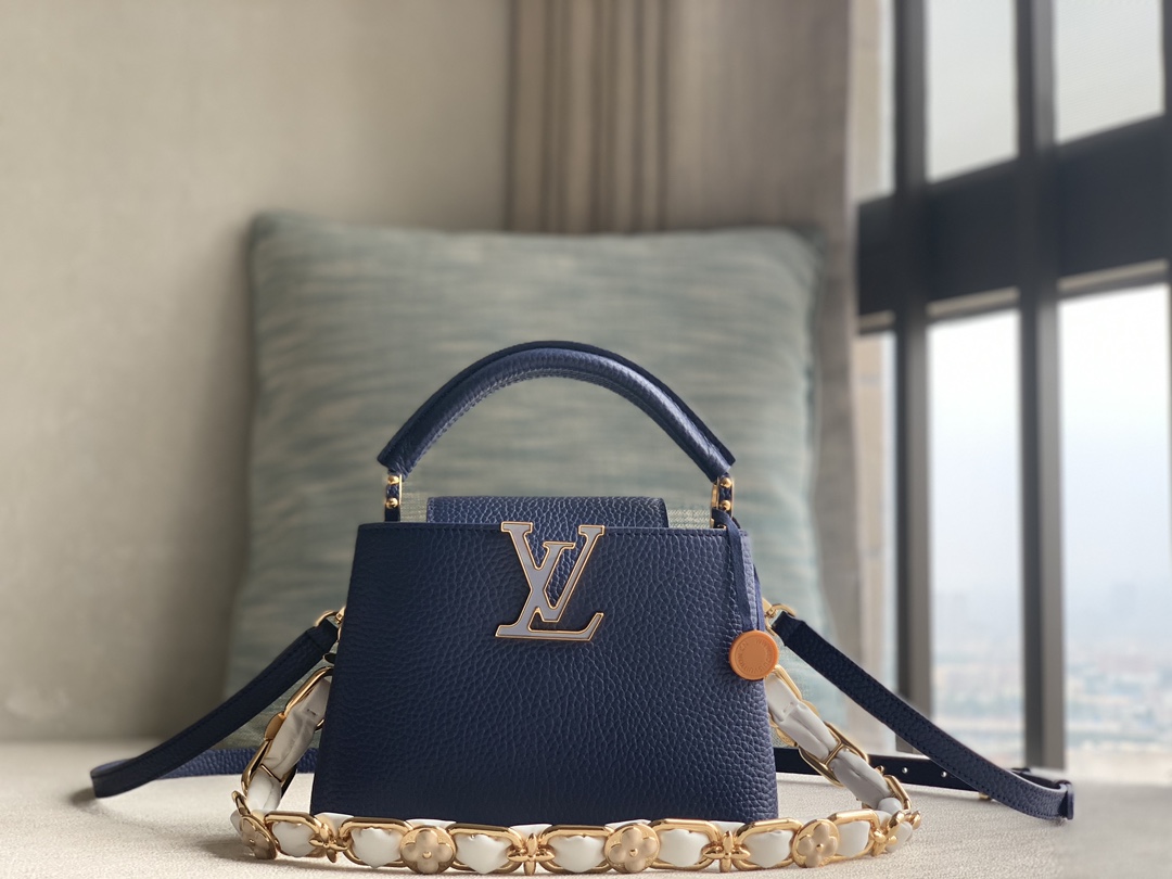 Louis Vuitton LV 24 new product debut [Capucines Mini handbag] M23363 23280 dark blue