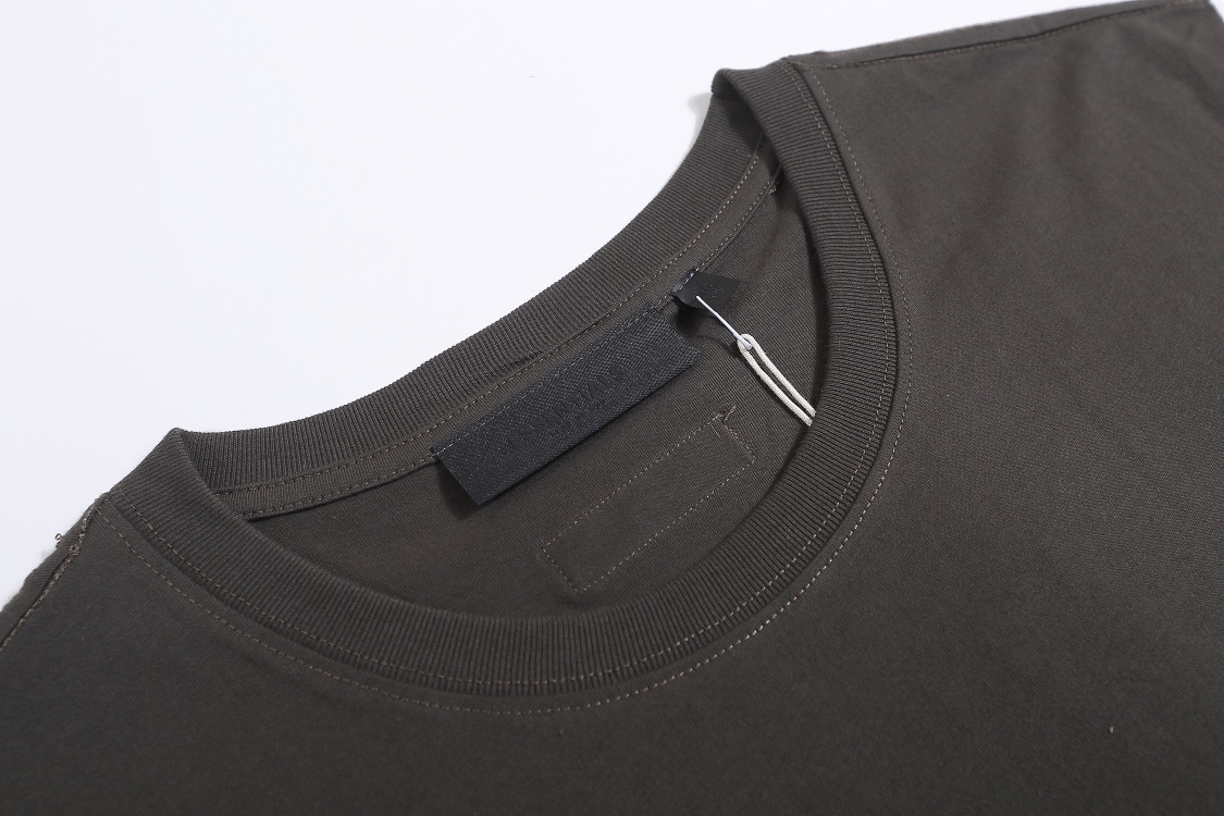 FOG ESSENTIALS  T恤服装 8