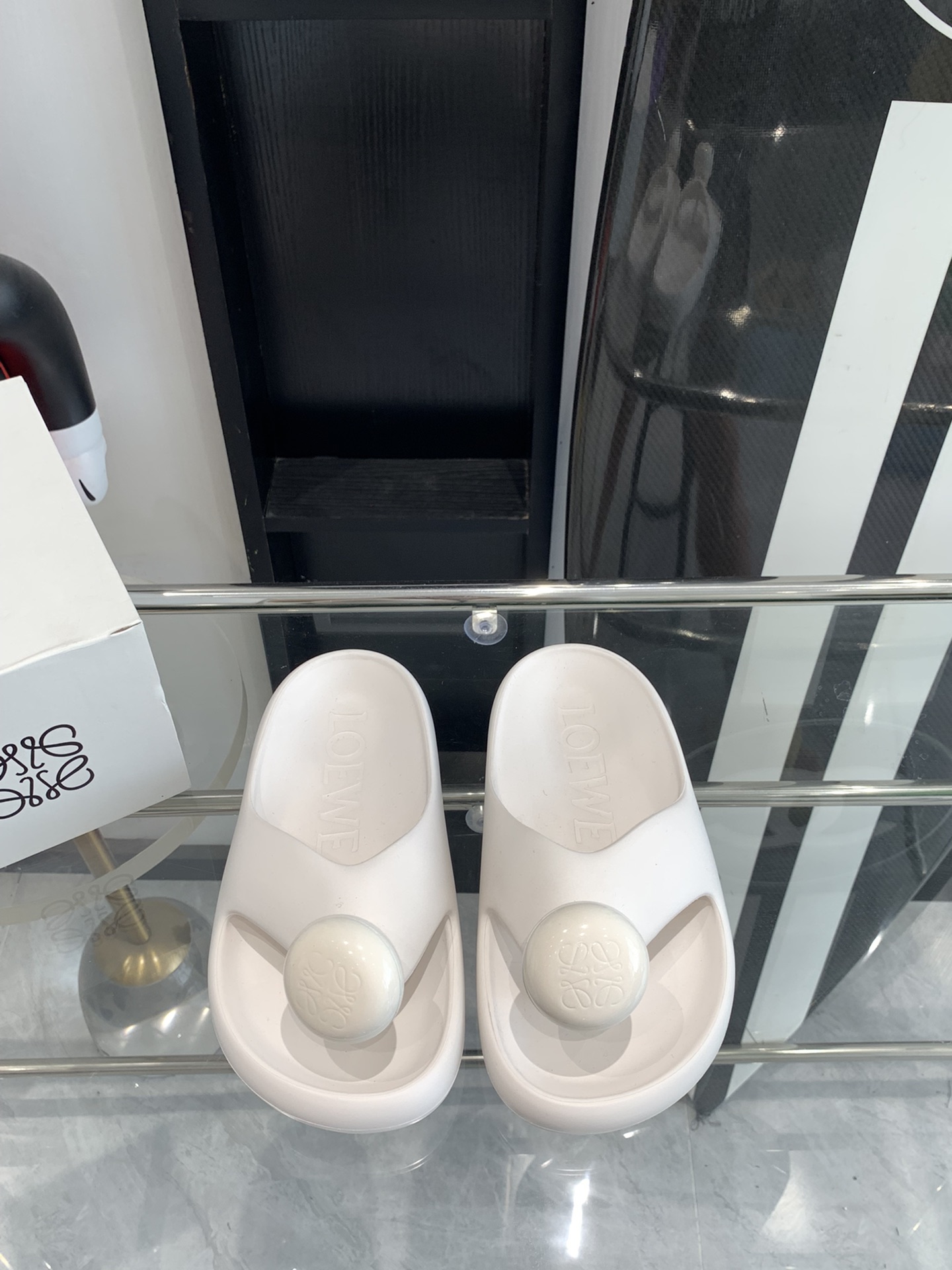 Loewe Chaussures Sandales Pantoufles Achetez la meilleure réplique de qualité authentique élevée
 Pu Caoutchouc Peau mouton Collection printemps – été La plage