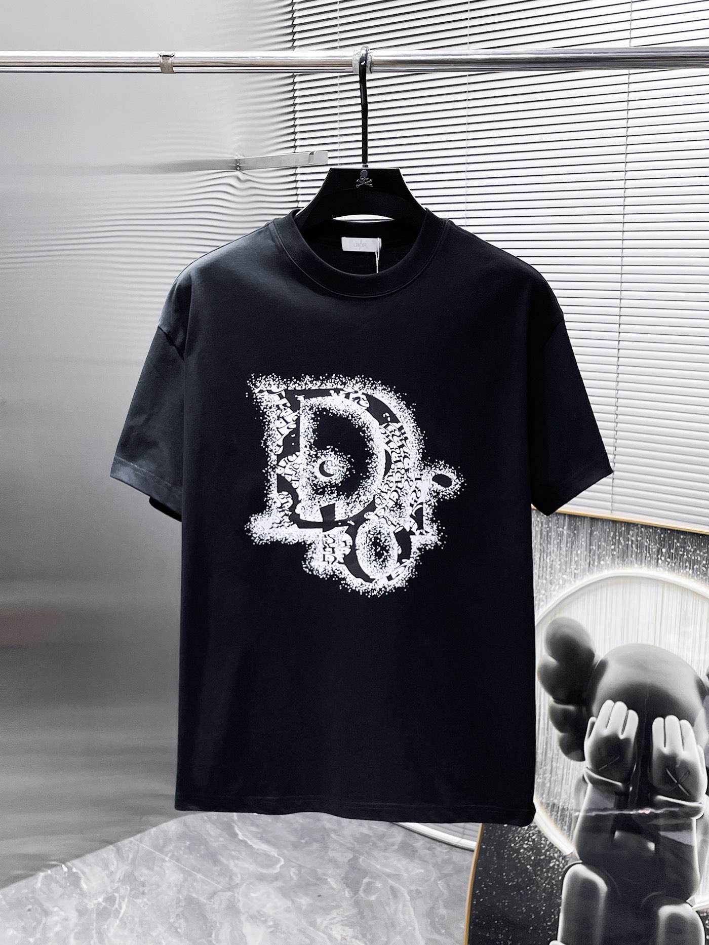 Is it OK to buy replica
 Dior Clothing T-Shirt Short Sleeve