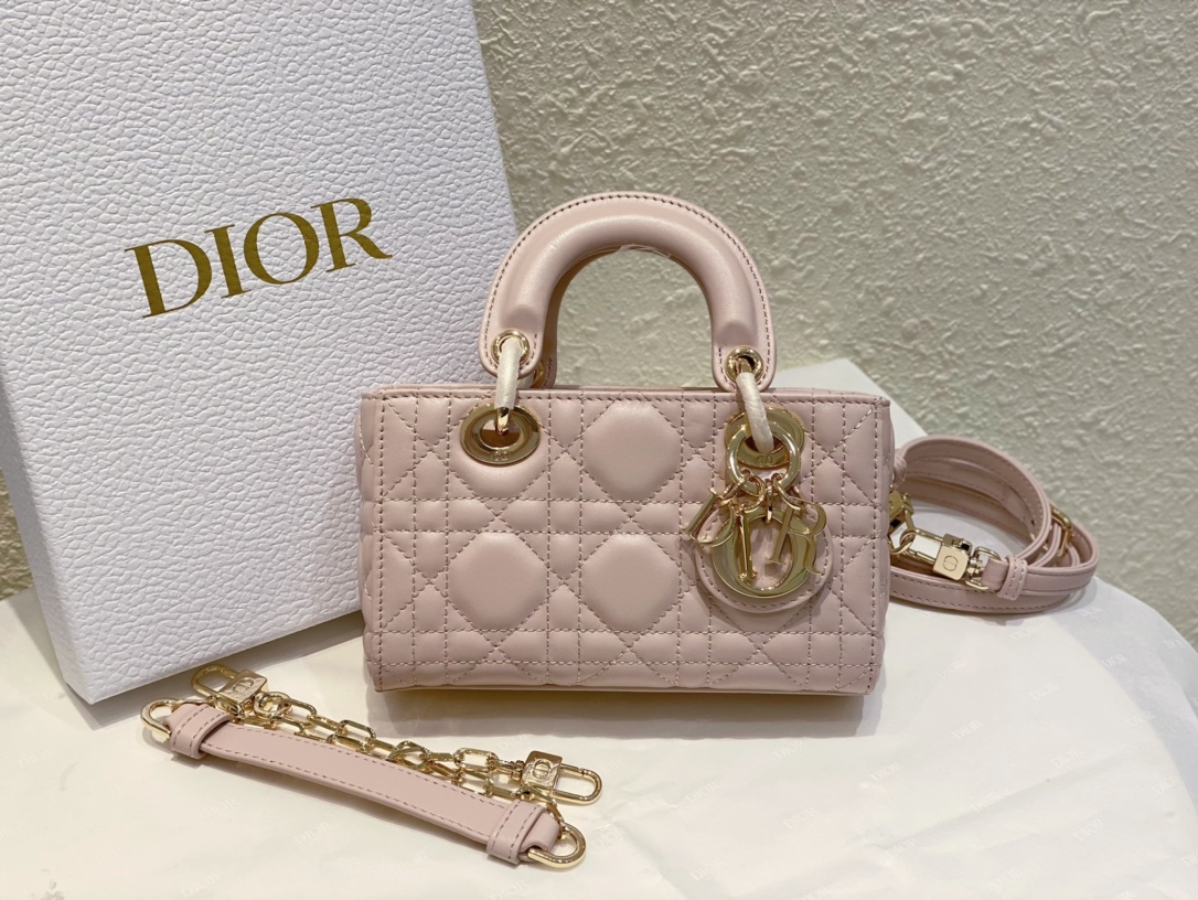 Dior Arriba
 Bolsos de mano Oro Rosa Piel de oveja Lady Cadena