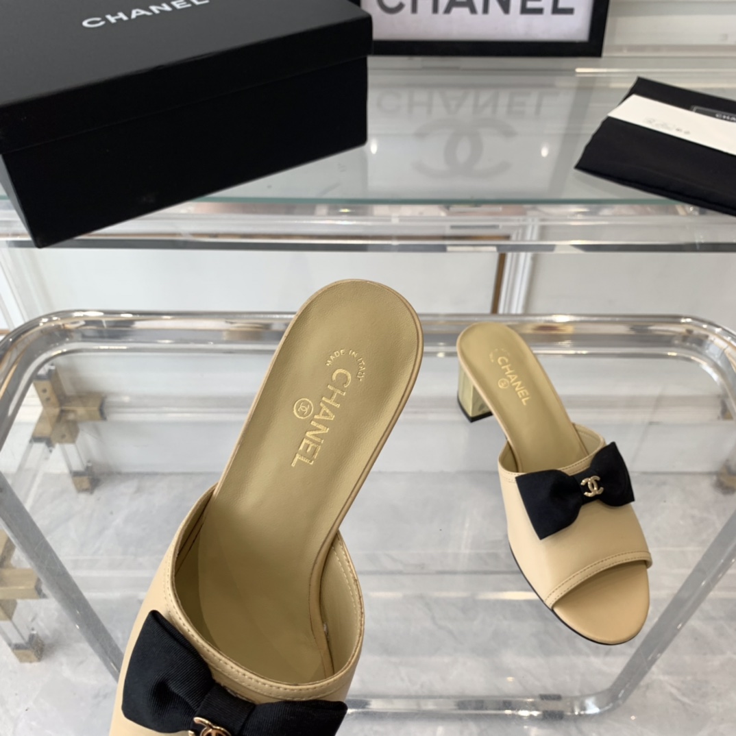 Chanel Chanel新款蝴蝶结拖鞋 夏天