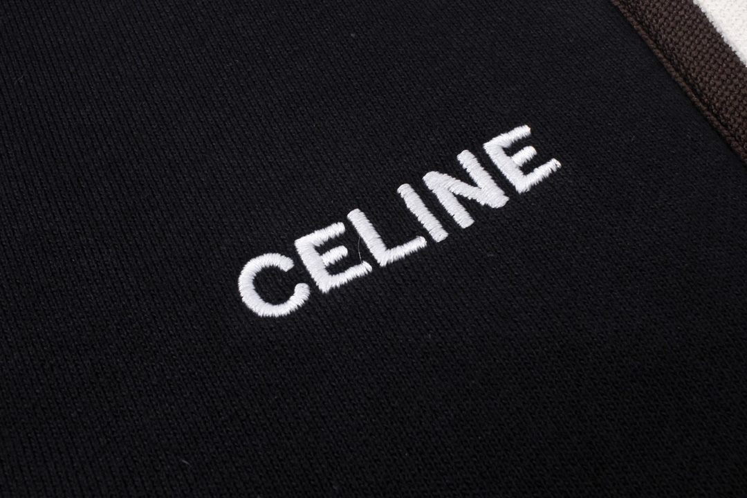 赛琳/CELINE 夏季 经典字母刺绣两侧条纹拼接休闲短裤