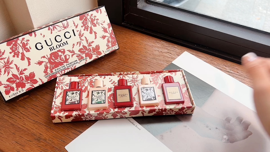 A fragrance that defines your story—a captivating narrative uniquely - Perfume