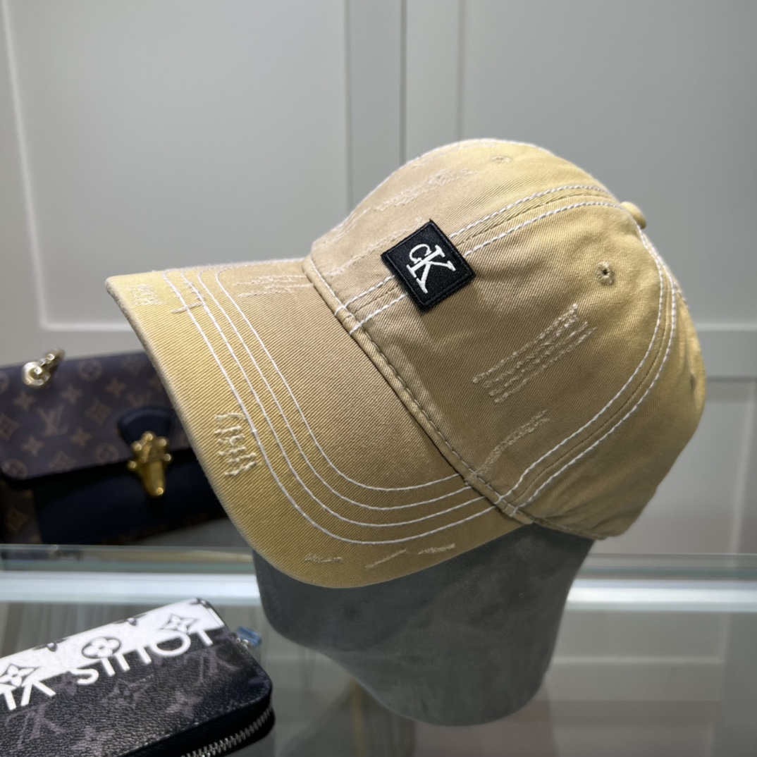 NO:196955,Classic model, Calvin Klein, CK embroidery logo, please identify the only version of the high-end quality market, Xiaohongshu recommended, fashionable and versatile, one that many celebrities like, very explosive, very popular, very good-looking hat, fisherman hat, baseball hat, knit hat, hat, louis vuitton, espadrilles, hats19860909经典款,Calvin Klein,CK刺绣logo,请认准高端品质市场唯一对版,小红书推荐,时尚百搭,众多明星都喜欢的一款,非常爆,非常火,非常好看帽子渔夫帽棒球帽针织帽,帽子,louis vuitton,espadrilles,hats,hat