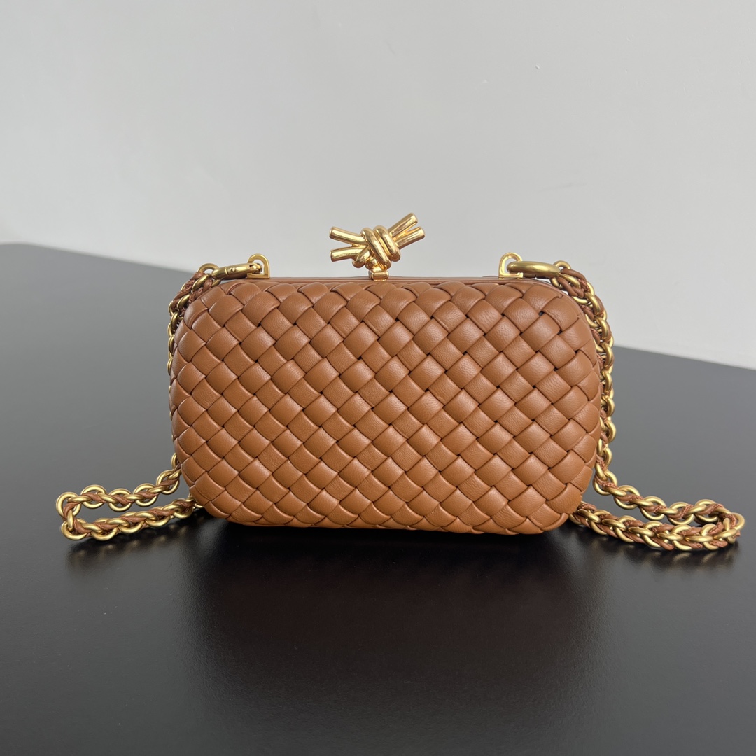 Bottega Veneta Knot 編織 羊皮 鏈條 晚宴包