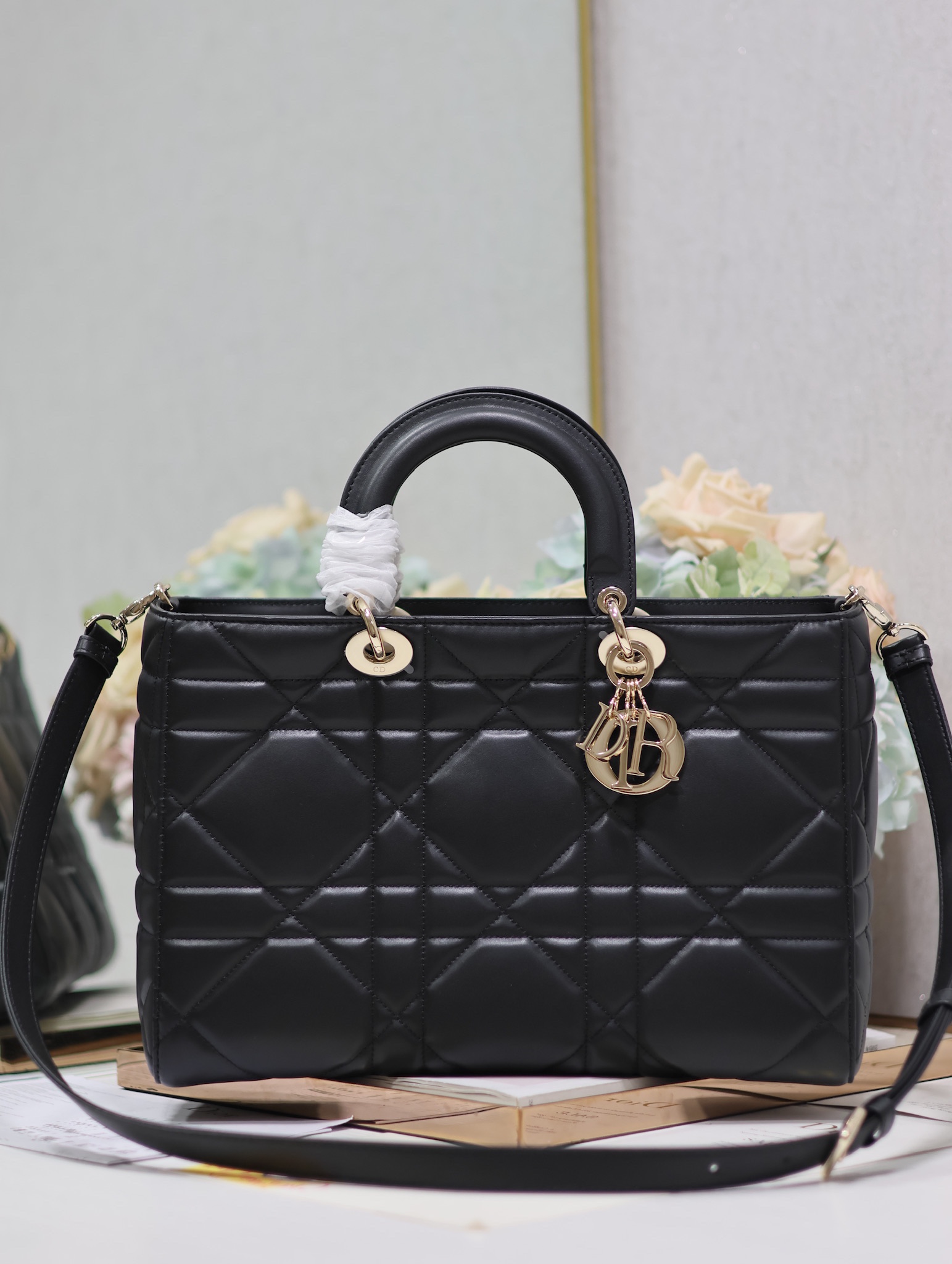 Dior Bags Handbags Black Lychee Pattern Cowhide Spring/Summer Collection Lady Casual