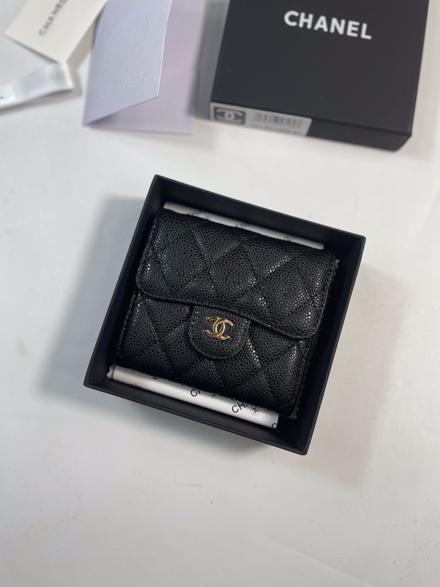 Chanel Portefeuilles Meilleure réplique 1: 1
 Quincaillerie en or Cuir de vache