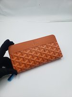 What is a counter quality
 Goyard Wallet G60017