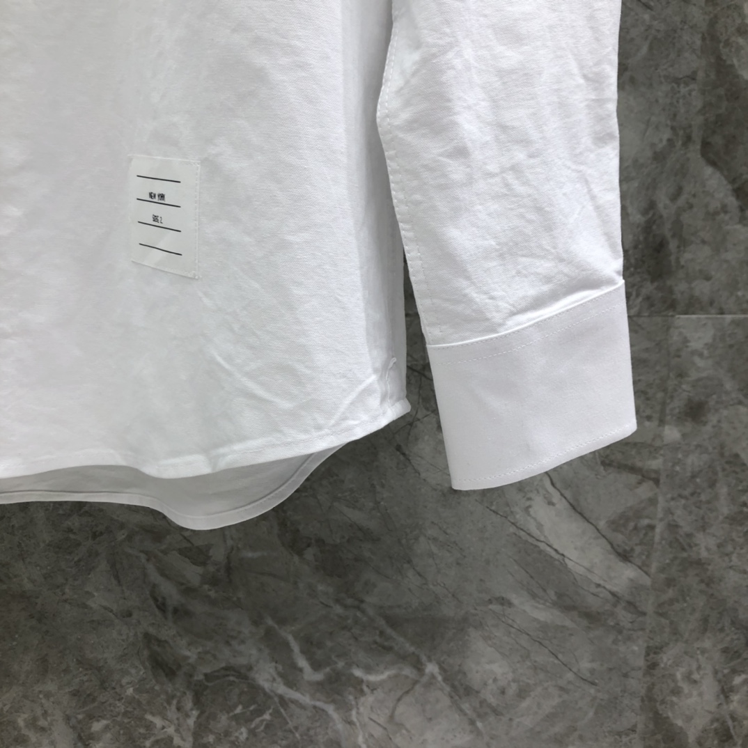 新版菱形蓝灰条四杠衬衣 

码数：0-4  颜色：灰条、蓝条