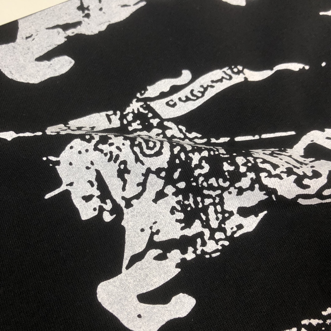 BUR*BERRY Burberry Pablo BBR 2024 T-Shirt Collection: Comfortable, Stylish, and Inspired by Battle Horses - 图片 6