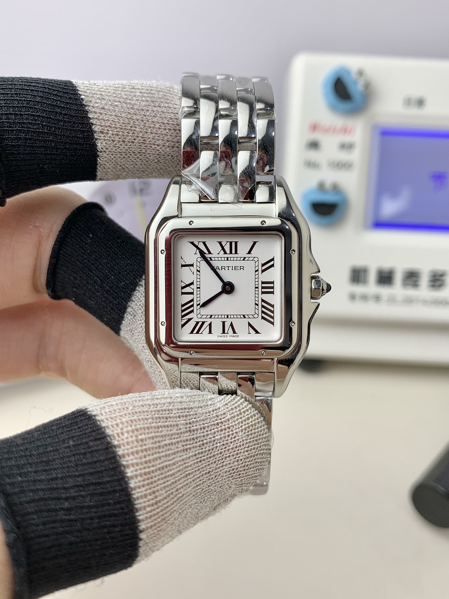 NO:384642,AF new medium cheetah,19860909AF 新款 中号猎豹,,Watch