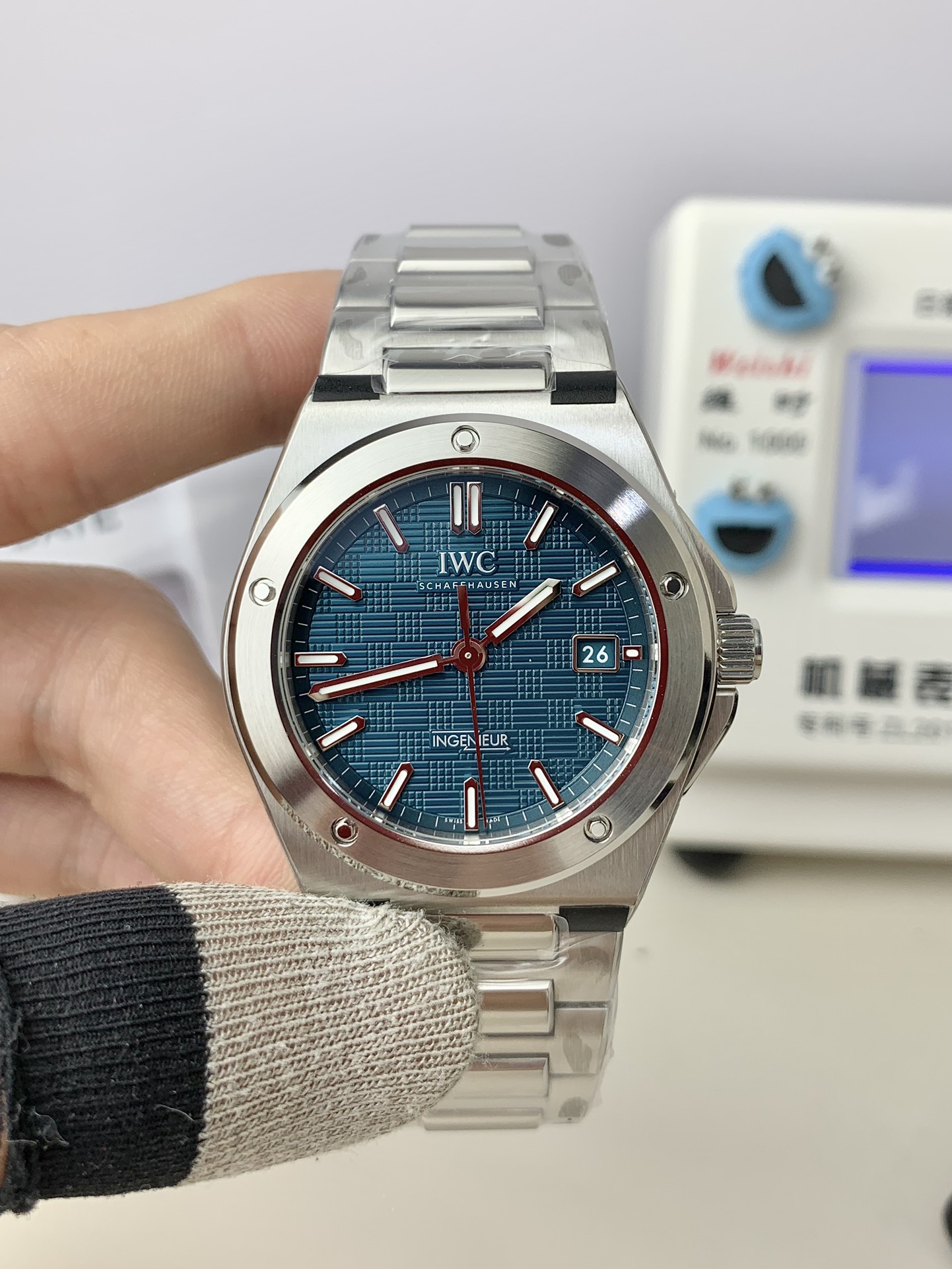 V7 Factory IWC Ingenieur Blue