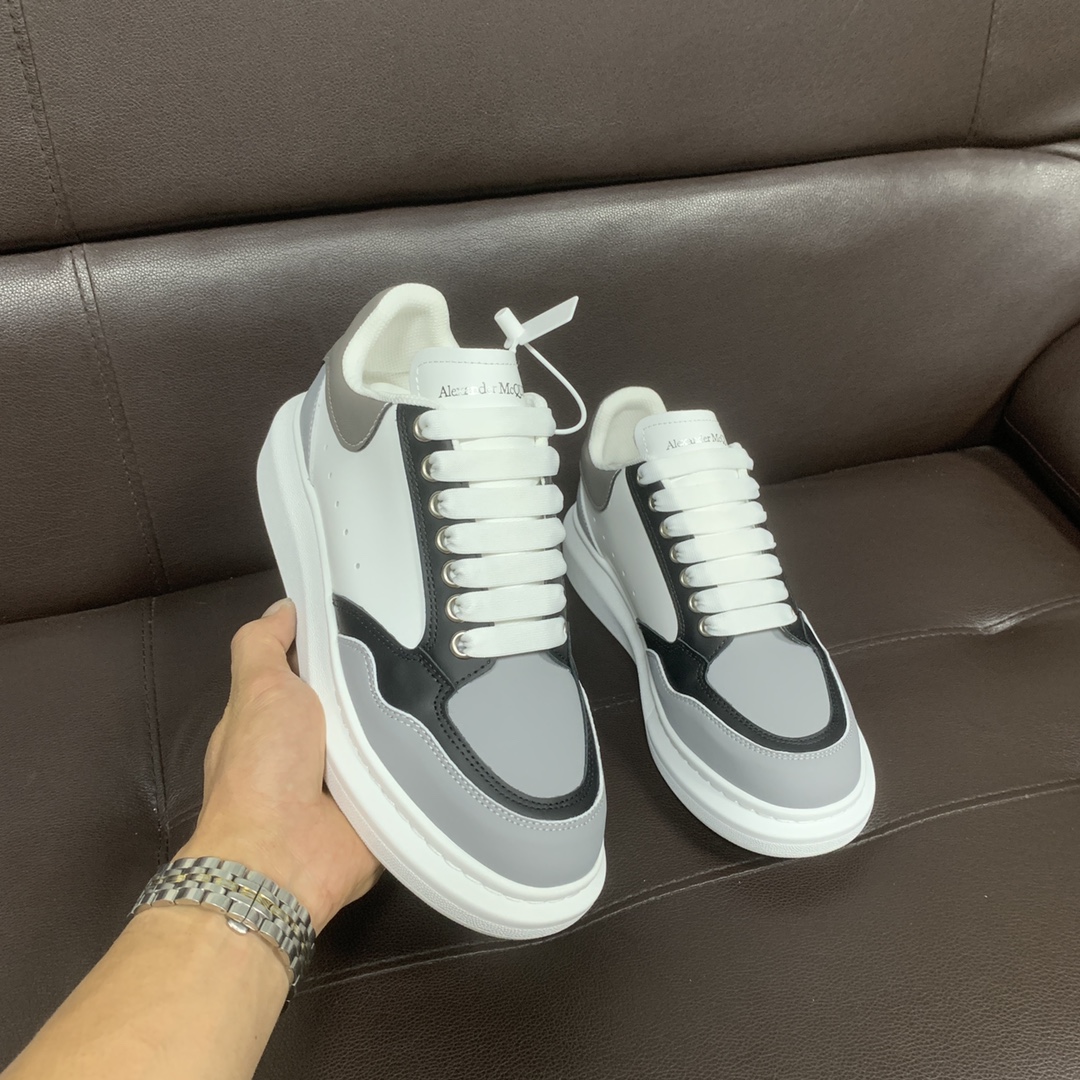 Professional McQueen Factory. Top version. couple models AlexanderMcQUEEN high