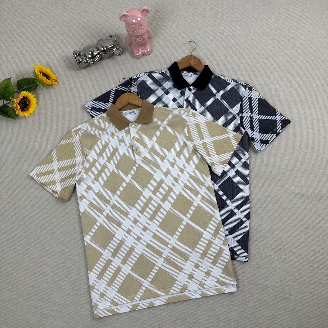 Burberry Men's Black & White Check Print Short Sleeve Polo Shirt 8 i1714368063 268 0